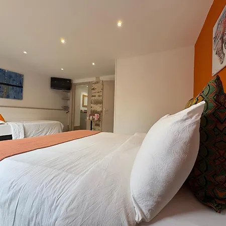 Au Petit Bignon Bed and Breakfast Les Épesses