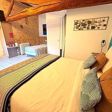 Au Petit Bignon Bed & Breakfast 3*