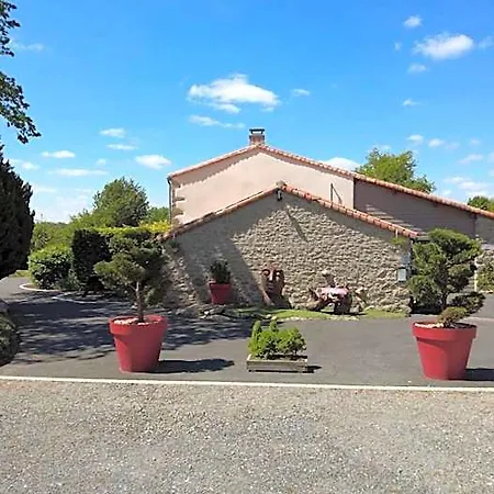 Au Petit Bignon Bed & Breakfast