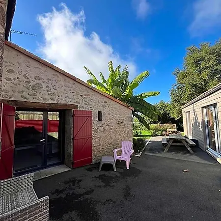 Bed & Breakfast Au Petit Bignon Les Épesses