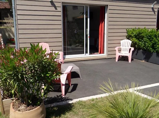 Au Petit Bignon Bed & Breakfast Les Épesses